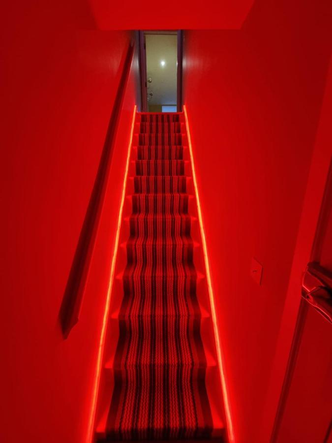 Stylish London Apartment With Terrace & Parking エクステリア 写真